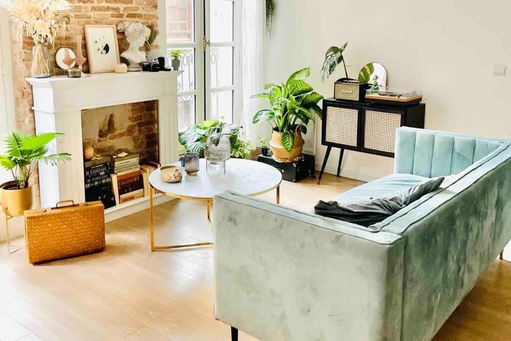 Très bel Appartement de 60m2 en centre ville Lavaur  Esterno foto