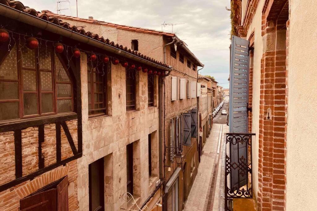 Très bel Appartement de 60m2 en centre ville Lavaur  Esterno foto